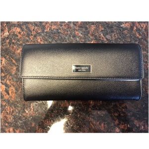 NWOT Kate Spade Katy Textured Leather Flap Continental Crossbody Wallet